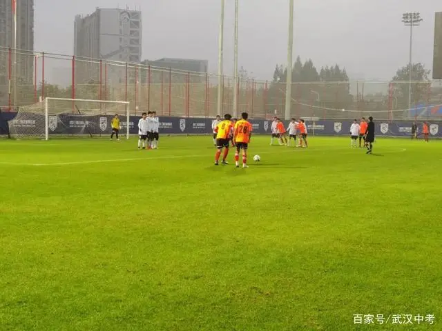 足球武汉冠军获得次数排名_武汉获得的足球冠军_足球武汉冠军获得者名单